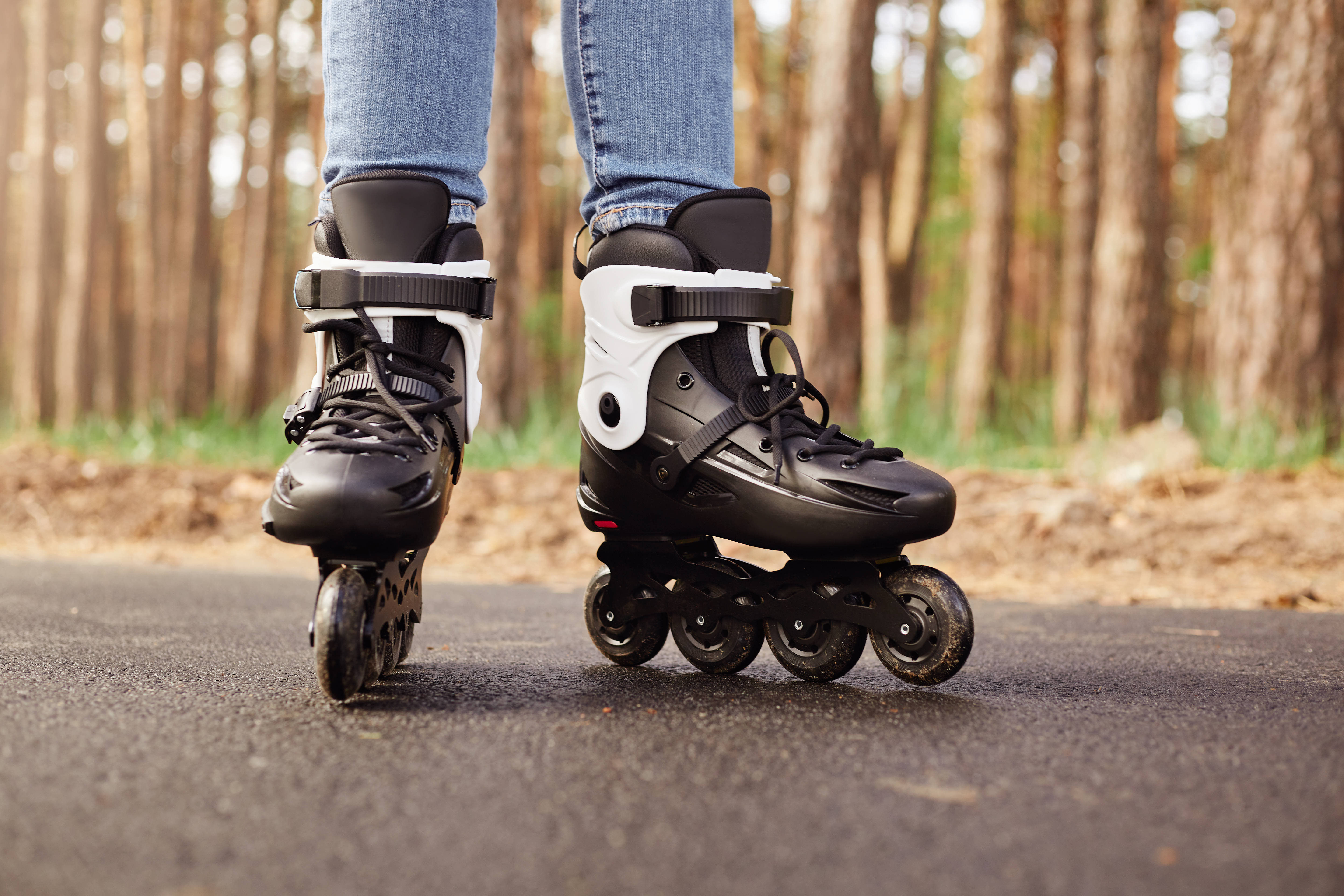 INLINE SKATES